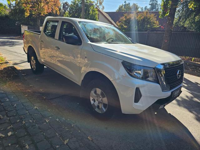 Nissan NAVARA D CAB 2.3 Navara 2.3 MT 4x2 DC SE 2022