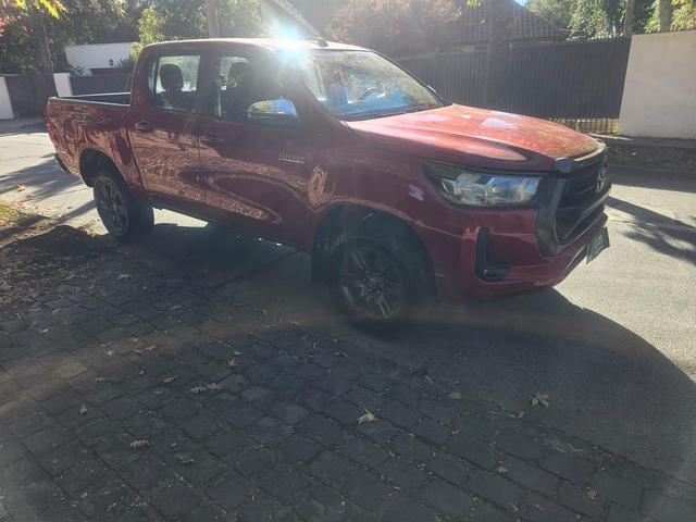 Toyota HILUX SR 4x4 MT 2022